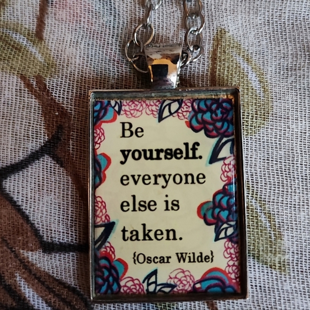 Inspirational Motivational Pendant Oscar Wilde Quote Be Yourself Necklace
